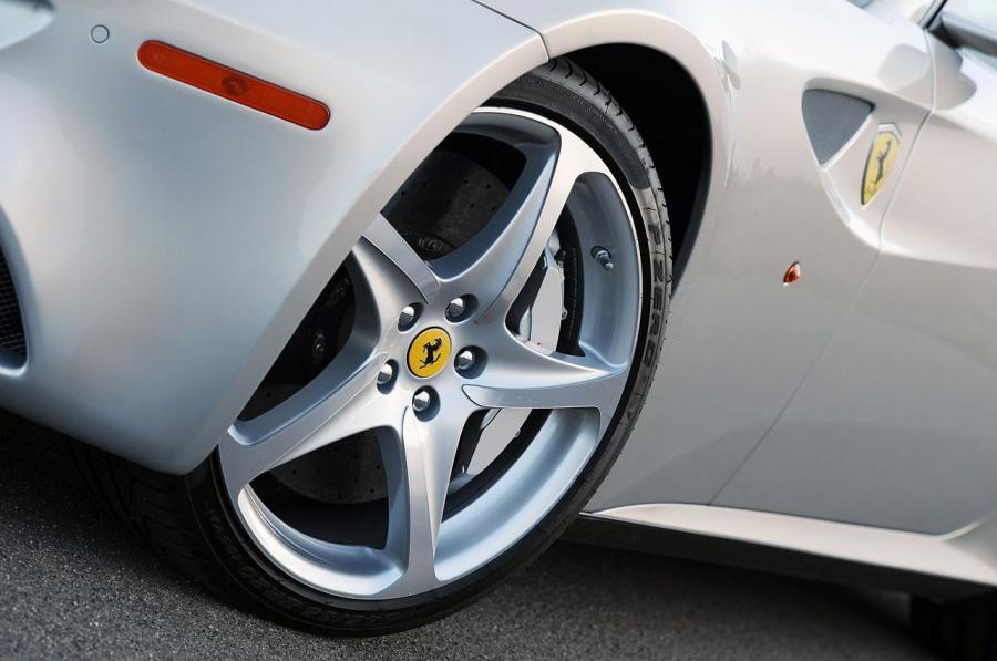  Ferrari FF 2013 года  (фото 45 из 69)